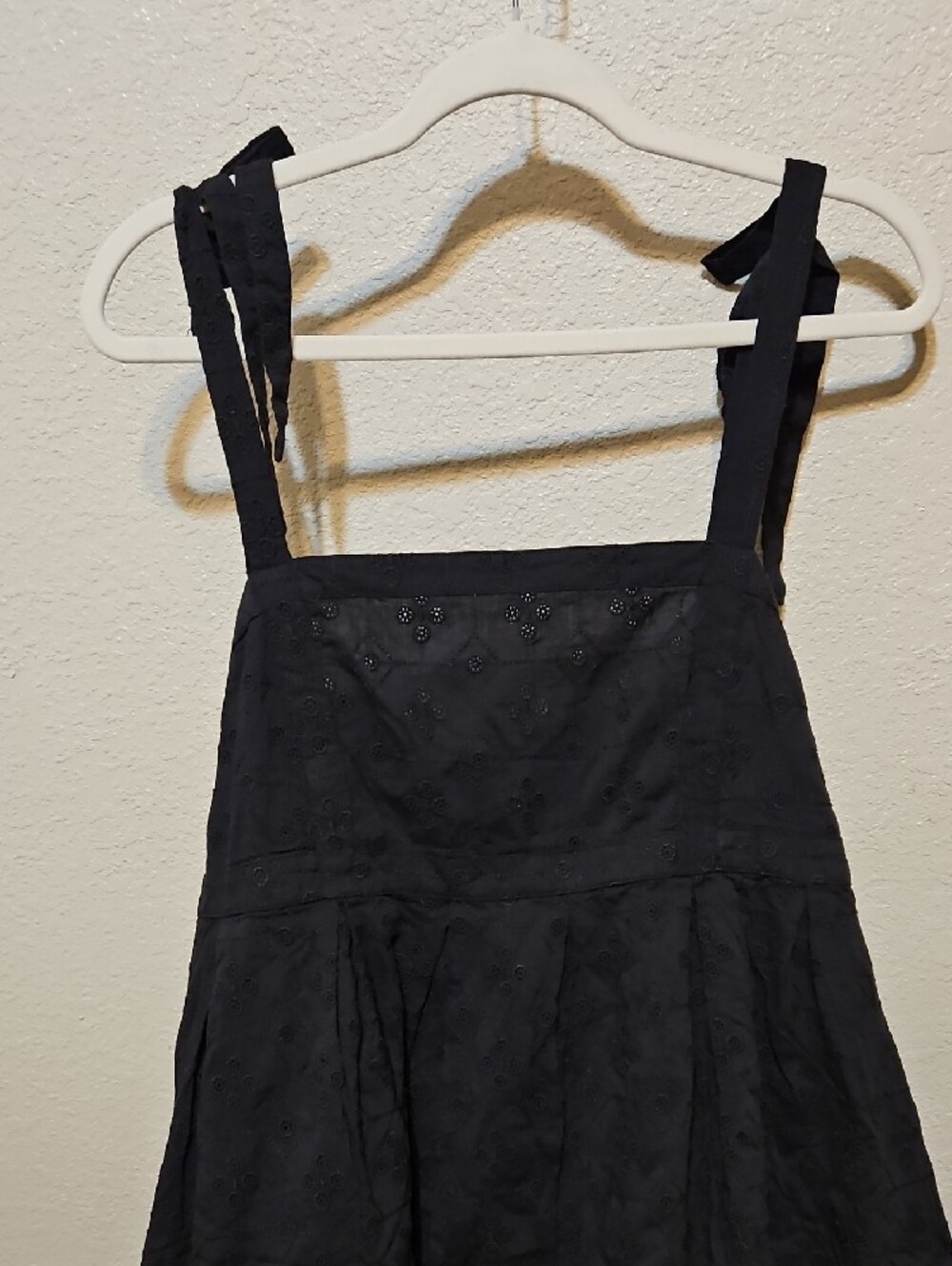 Old Navy Black Eyelet Tie-Shoulder Midi Dress - Picture 2 of 9